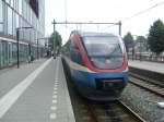 Hier ist am 12.6 ein Talent der PEG im Bahnhof von Enschede eingefahren und wird in wenigen Minuten wieder zurück nach Dortmund fahren.